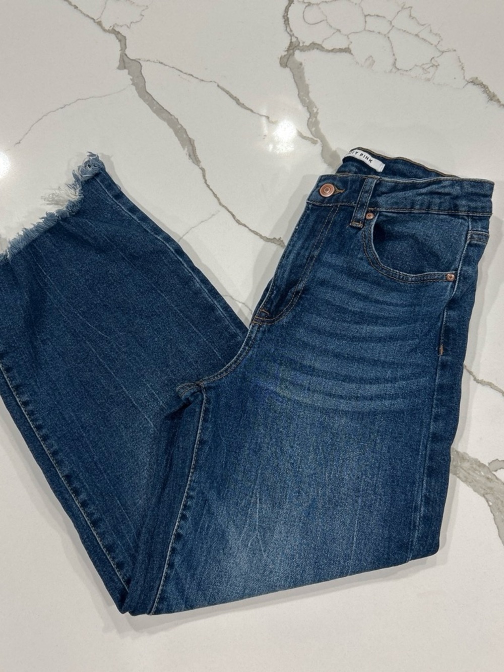 Celebrity Pink Dark Blue Cropped Frayed-Hem High-Rise Jeans